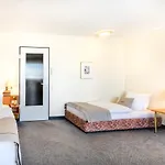 شقة فندقية Acora Living The -